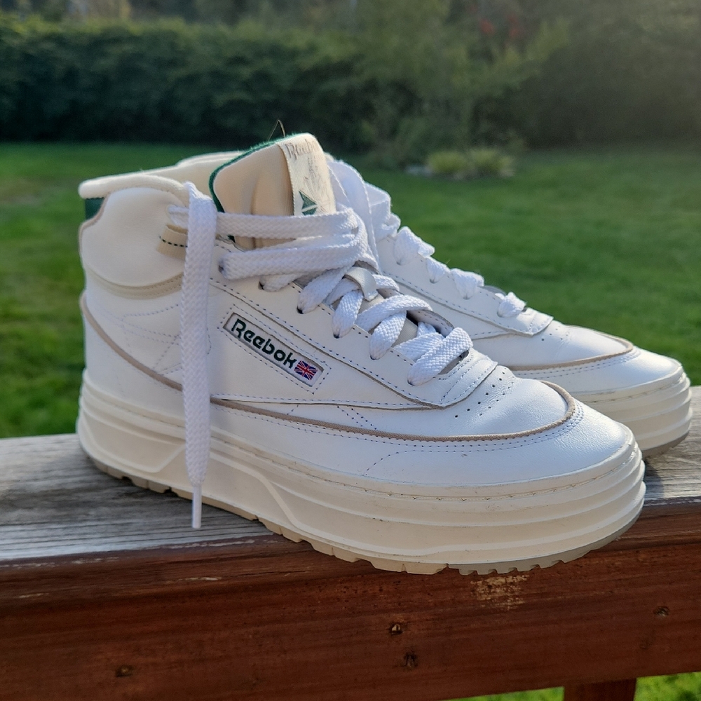 Reebok Classic Club C geo White High-Tops